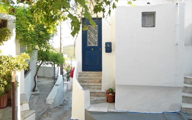 Αντιγηραντικό smoothie με παντζάρι που «λειτουργεί» και ως μάσκα προσώπου!