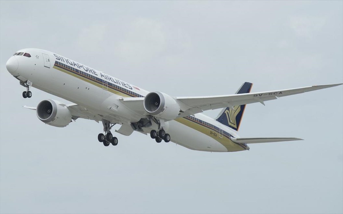 singapore-airlines-boeing-787-10
