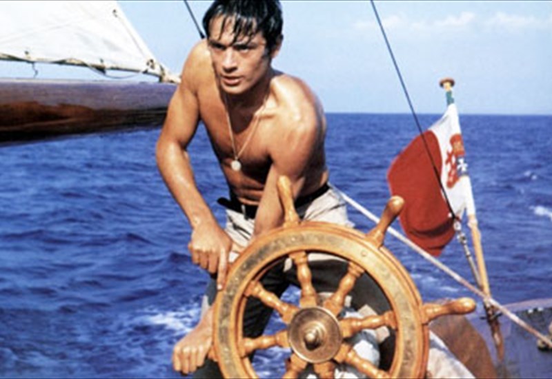 ΓΥΜΝΟΙ ΣΤΟΝ ΗΛΙΟ