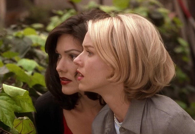 MULHOLLAND DRIVE