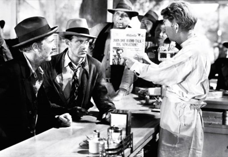 Ο ΛΑΟΣ ΠΡΟΣΤΑΖΕΙ