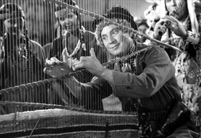 ΟΙ ΑΔΕΛΦΟΙ ΜΑΡΞ ΣΤΗΝ ΑΓΡΙΑ ΔΥΣΗ