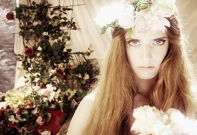 ΤΑΞΙΔΕΥΟΝΤΑΣ ΜΕ ΤΟΝ ΜΙΚΗ