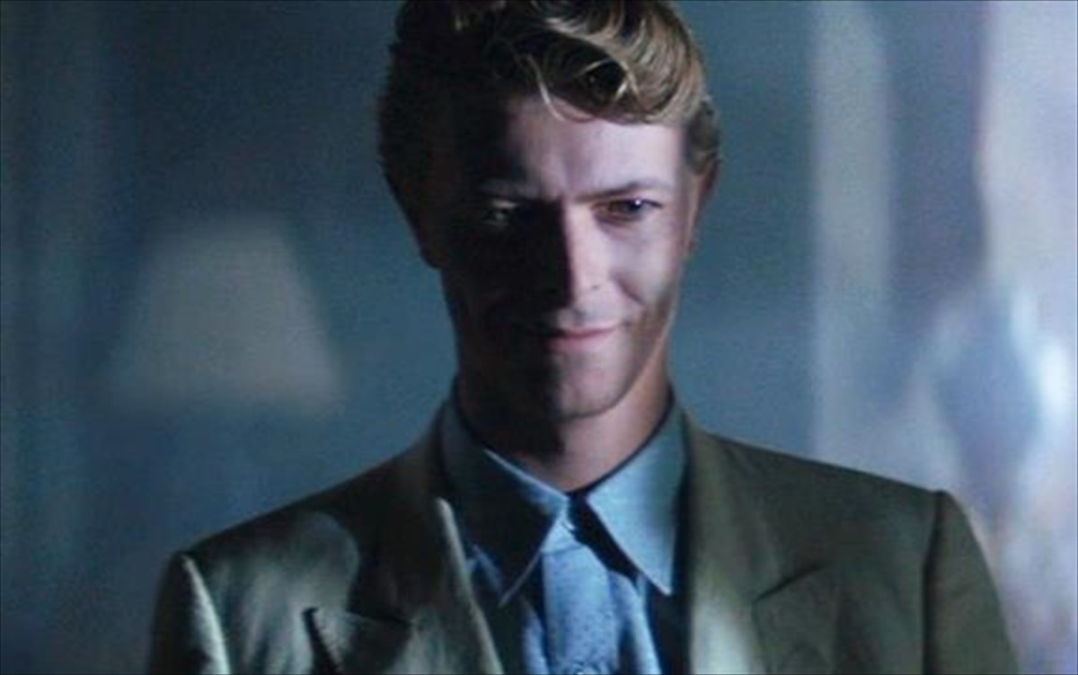 Голод 1997. David Bowie 1983. Голод Дэвид Боуи.