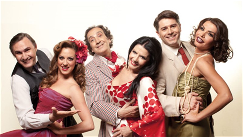 anazitontas-ton-attik-se-oli-tin-ellada