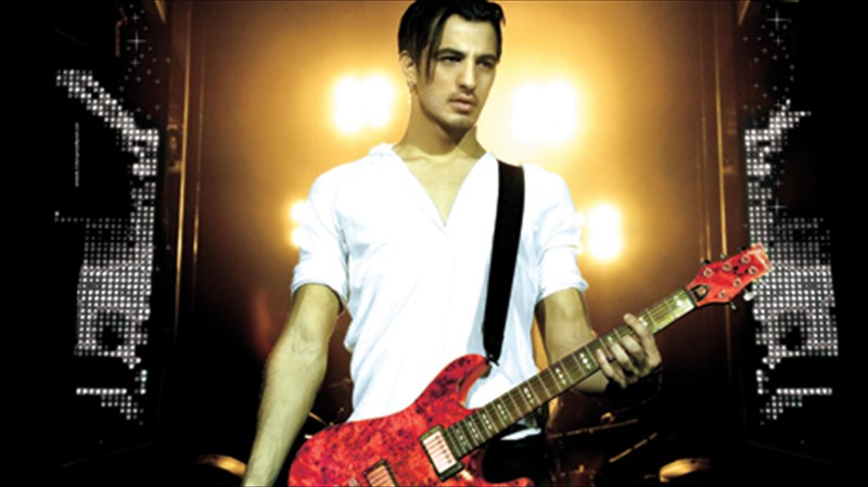 o-dimos-anastasiadis-dipla-sto-kuma