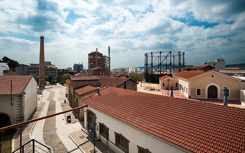 tis-kuriakes-stin-texnopoli-murizei-kalokairi