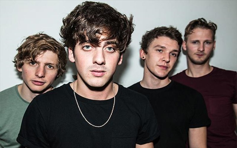 circa-waves-kai-deaf-radio-oloklironoun-to-line-up-tou-eJekt-festival-2017