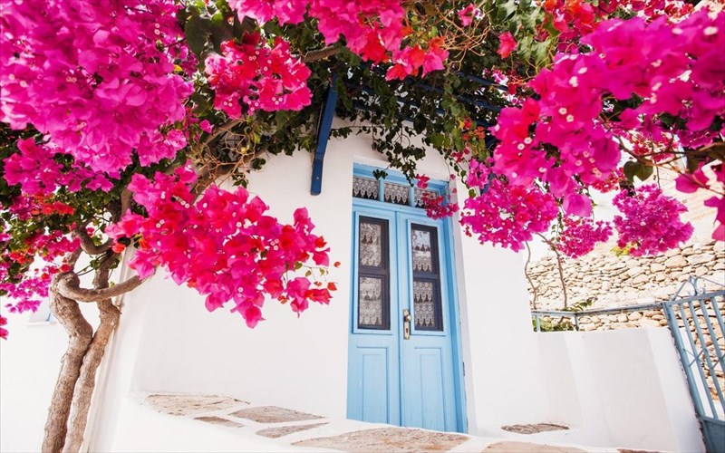 acqua-vatos-paros-mpainei-kai-i-paros-sto-paixnidi-tis-aqua-vista-hotels-paros-sto-paixnidi-tis-aqua-vista-hotels