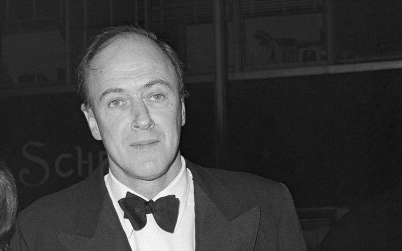 i-zoi-tou-roald-dahl-suntoma-sti-megali-othoni