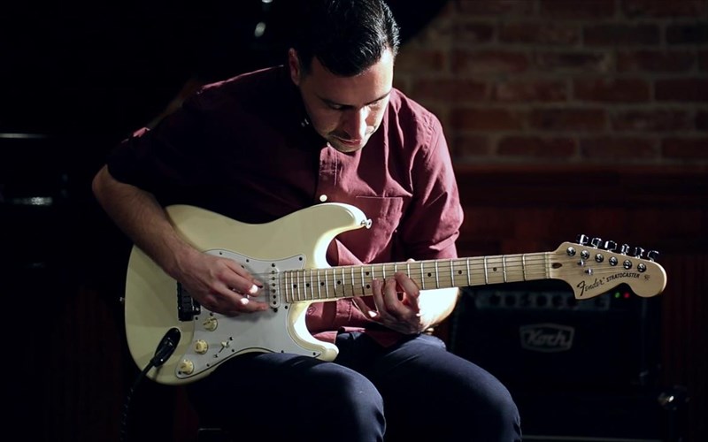 o-antony-kein-pantreuei-ixous-apo-anatoli-kai-dusi-kai-to-apotelesma-legetai-eastern-winds