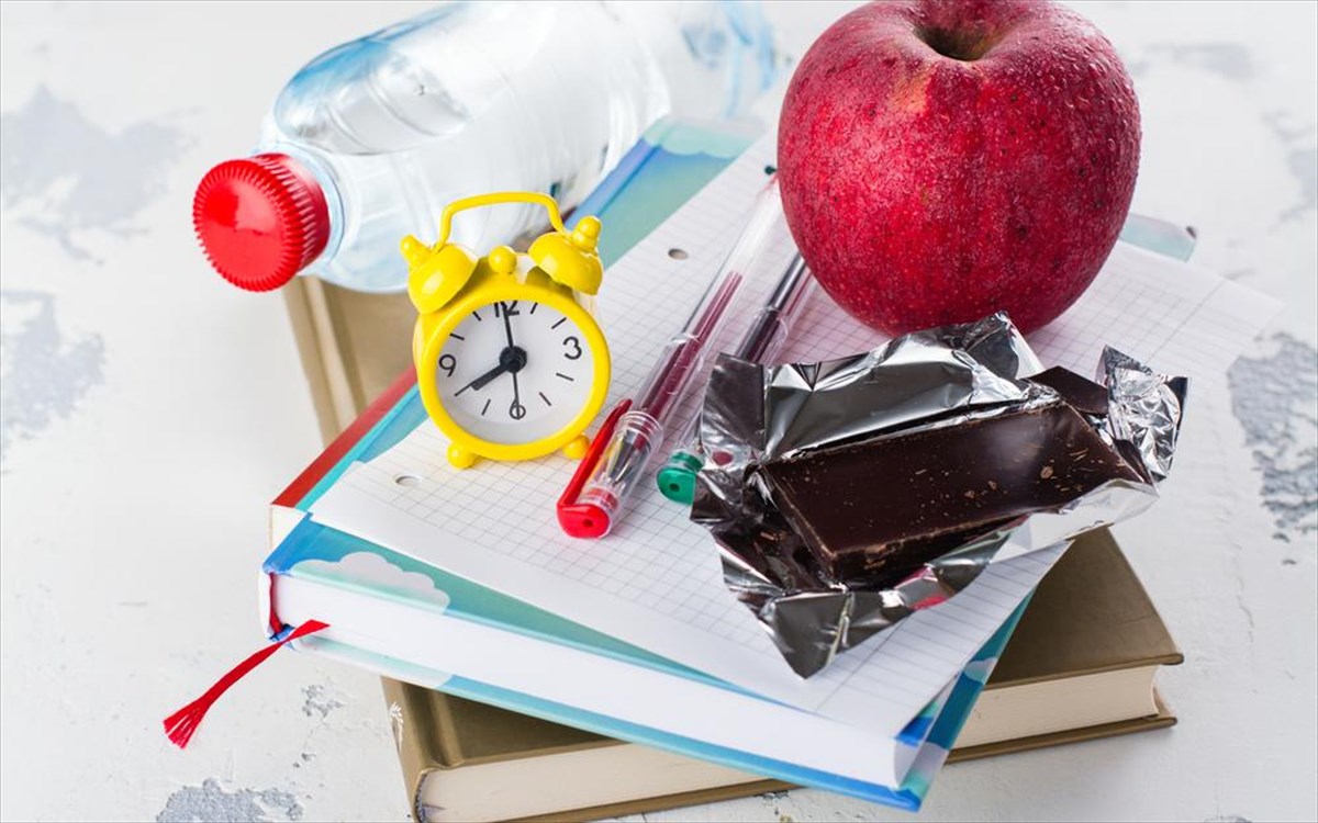 diatrofi-eksetaseis-panellinies