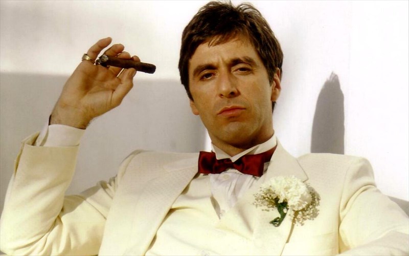 o-neos-scarface-brisketai-sto-stoxastro-tou-david-ayer