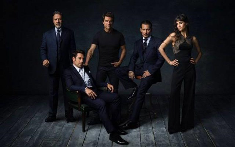 tom-cruise-Javier-bardem-kai-Johnny-depp-enonoun-tis-dunameis-tous