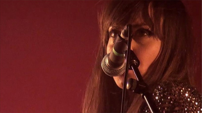 h-olga-kouklaki-me-thea-tin-athina