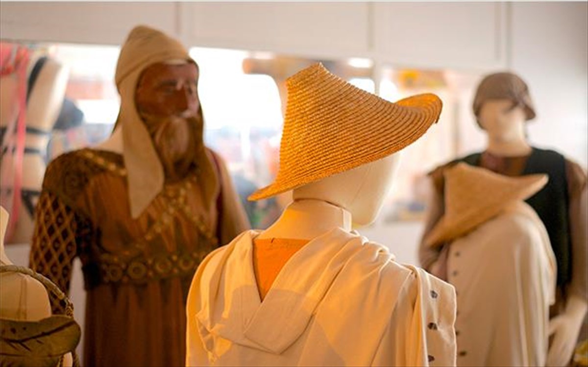 75-xronia-theatro-texnis-karolou-koun-1