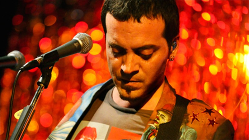 basilikos-to-parelthon-einai-i-eksigisi-tou-simera-kai-i-lusi-tou-aurio-lusi-tou-aurio