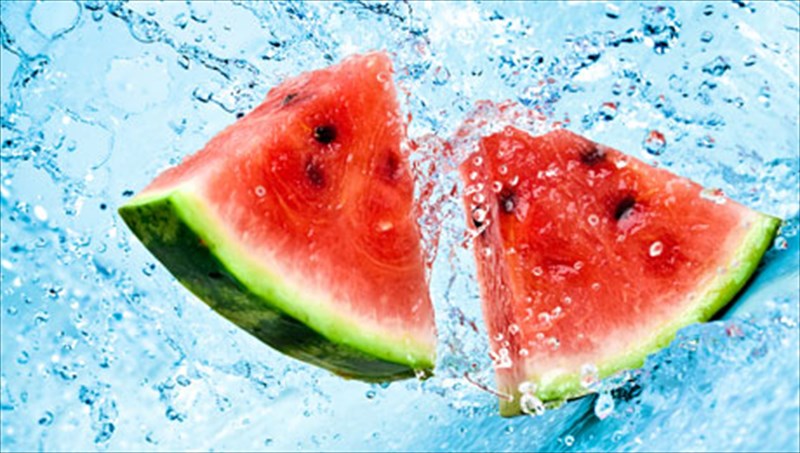 katapolemiste-ti-zesti-tou-kalokairiou-me-drosistikes-kai-ugieines-trofes