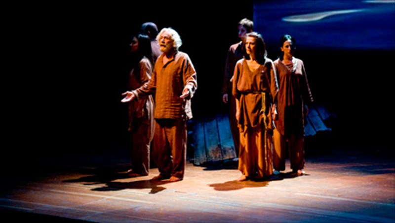 i-askitiki-tou-kazantzaki-epi-skinis