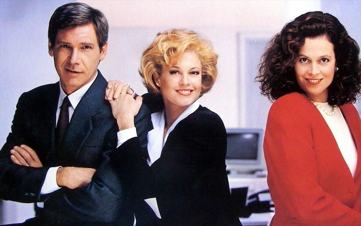 ena-ergazomeno-koritsi