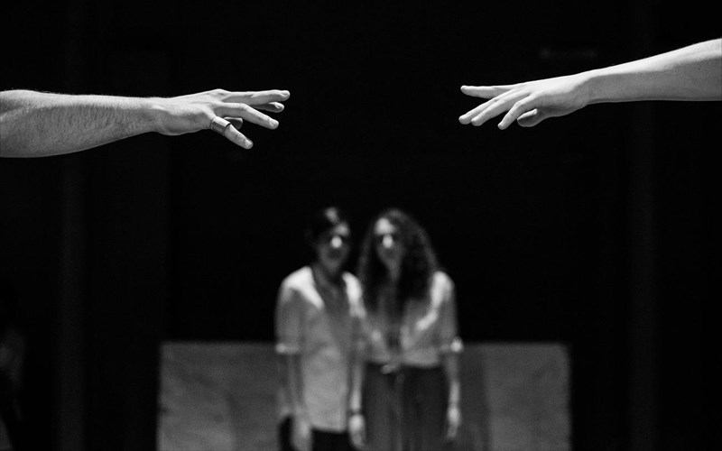 i-kardia-tis-neanikis-dimiourgias-xtupa-sto-3o-inport-festival