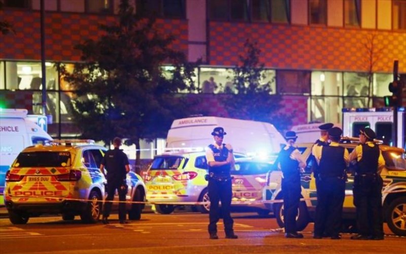 o-kosmos-tou-theamatos-antidra-sti-nea-tromokratiki-epithesi-sto-londino