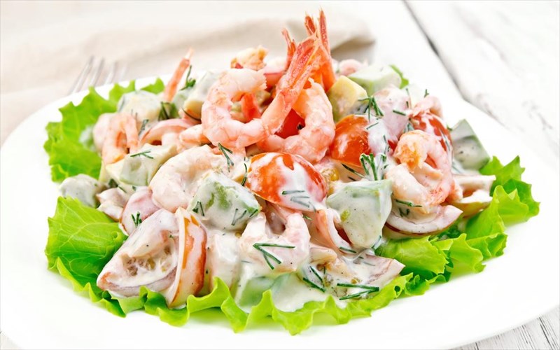 ftiakste-tin-teleia-kalokairini-salata-thalassinon