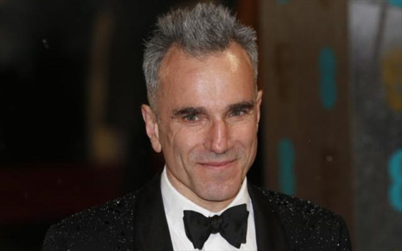 aposuretai-o-daniel-day-lewis-apo-tin-ithopoiia-daniel-day-lewis-apo-tin-ithopoiia