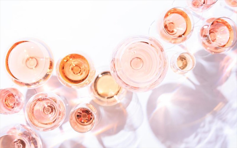 7kai1-basika-pragmata-pou-prepei-na-gnorizete-gia-to-roze-krasi