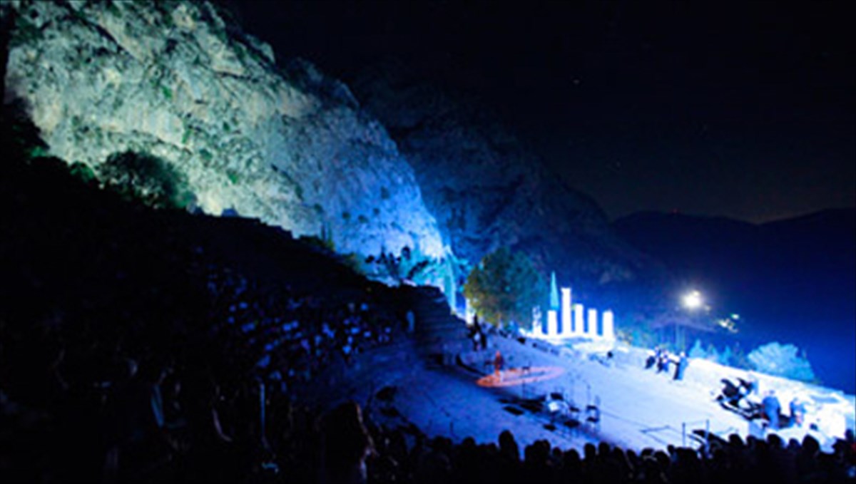 magiki-bradia-sto-kentro-tis-gis