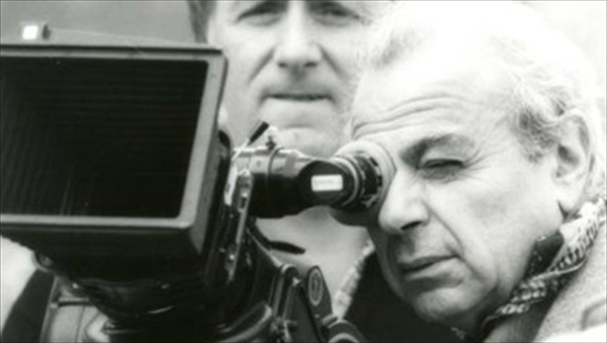 enas-xronos-xoris-ton-mixali-kakogianni