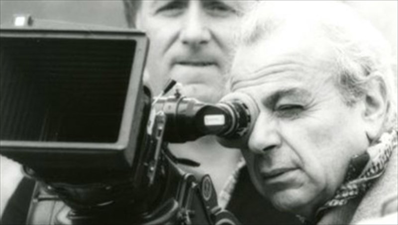 enas-xronos-xoris-ton-mixali-kakogianni