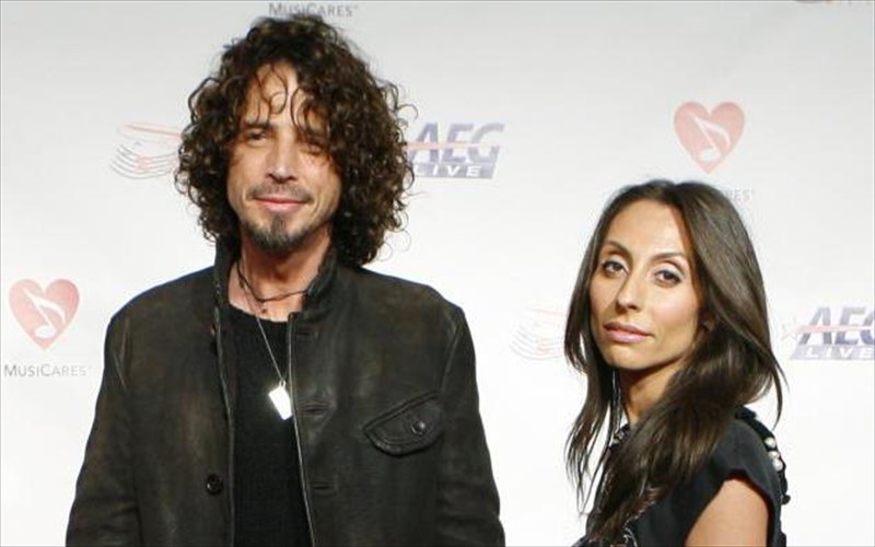 vicky-cornell-o-chris-den-ithele-na-pethanei