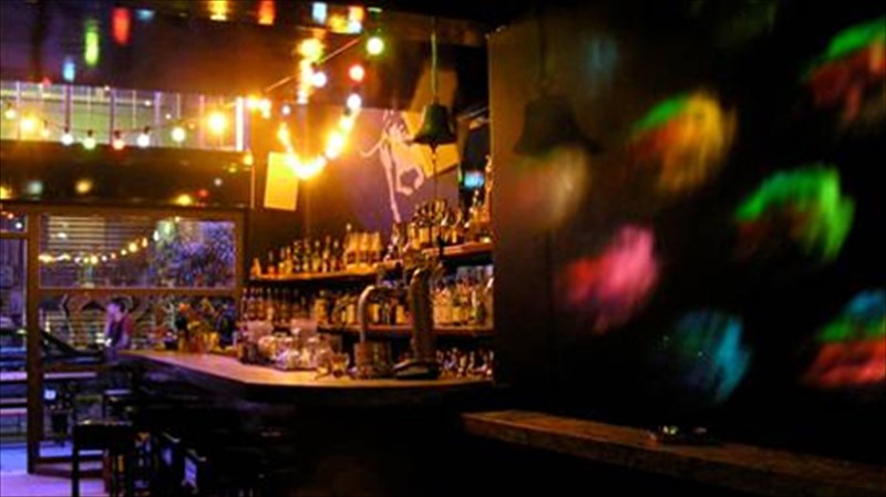 warm-up-party-gia-ta-10-xronia-enos-diasimou-berolinezikou-festibal