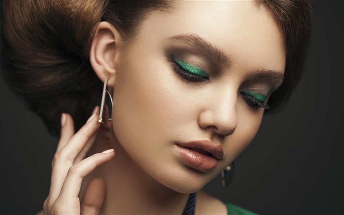green-makeup-2