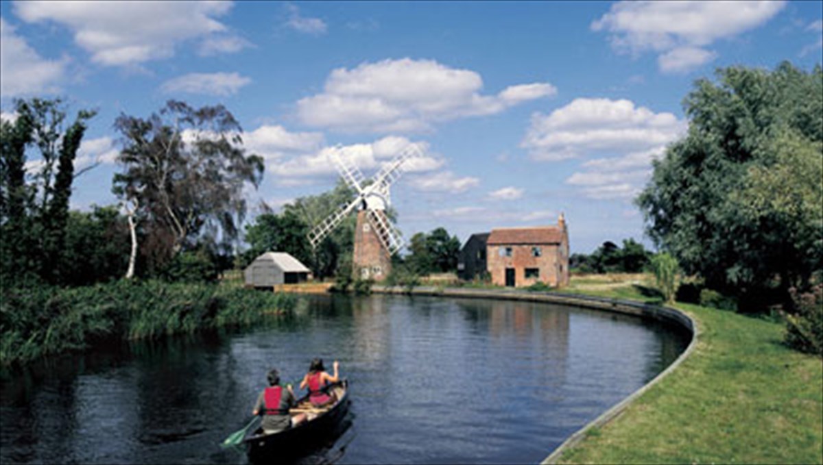 drastiriotites-sta-ethnika-parka-tou-inomenou-basileiou