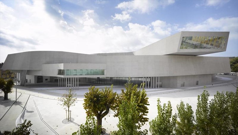 h-italia-tima-ti-zaha-hadid