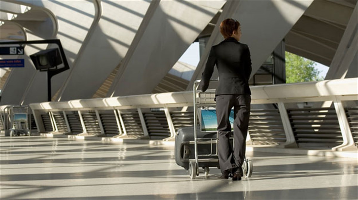 gemiste-sosta-tis-carry-on-aposkeues-sas