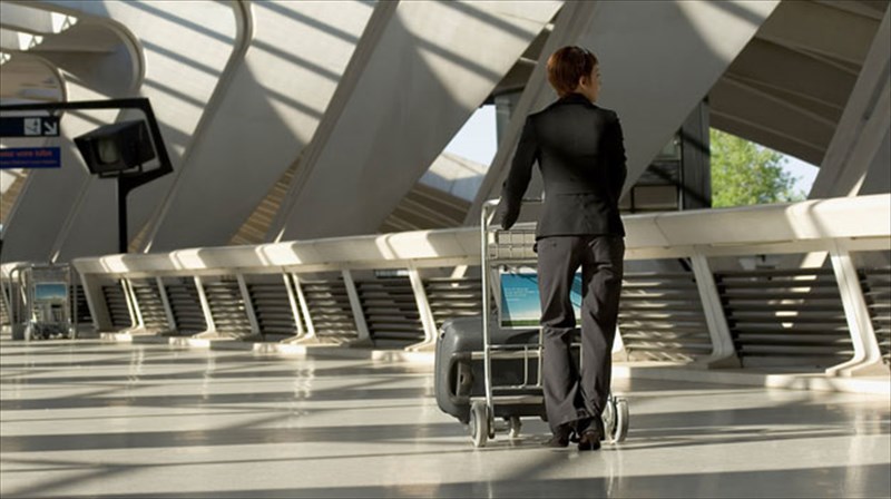 gemiste-sosta-tis-carry-on-aposkeues-sas