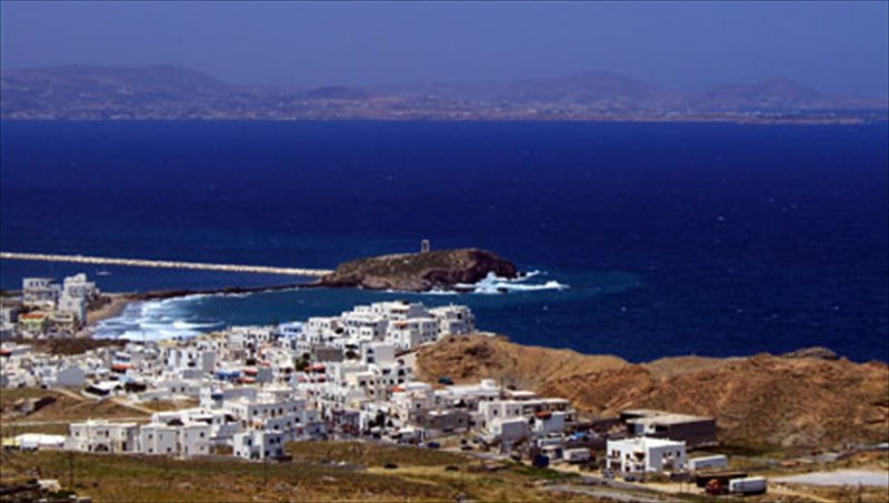 naksos-ena-nisi-gia-ola-ta-gousta