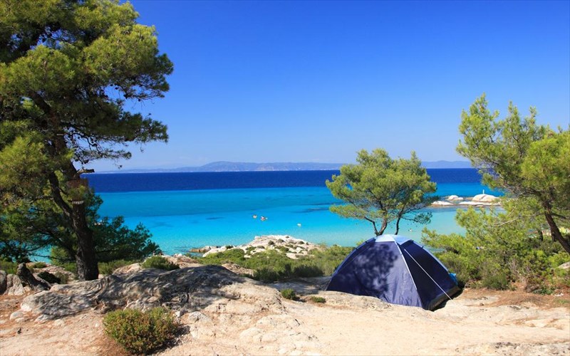 kampingk-stin-ellada-ta-kalutera-meri-gia-na-stisete-skini