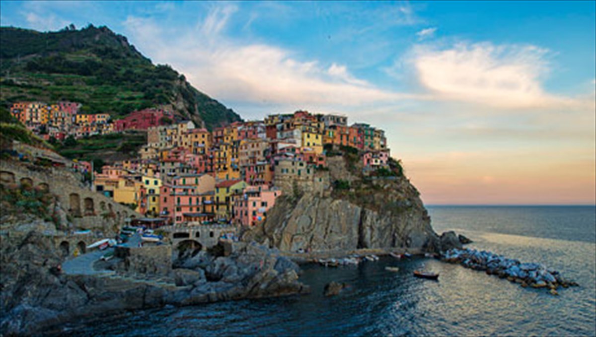 10-poleis-ourania-toksa