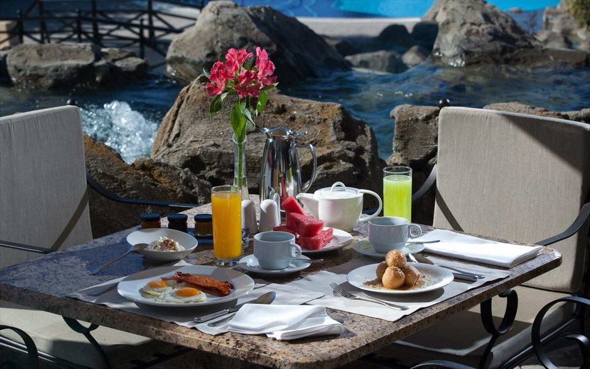 hyatt-elliniko-proino