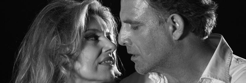 i-thruliki-stella-tou-mixali-kakogianni-sto-theatro-beaki