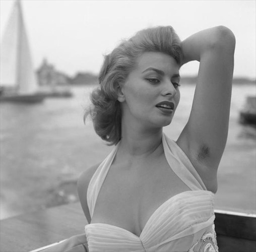 poia-apotrixosi-stis-masxales