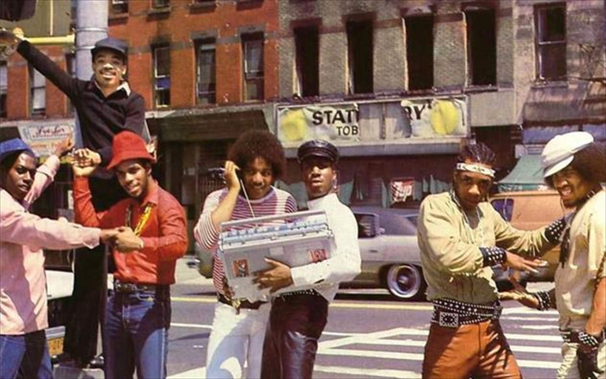 grandmaster-flash-and-the-furious-five-the-message