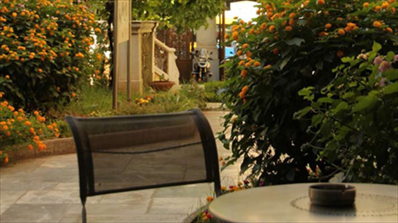 Jazz-ston-kipo-tou-nomismatikou-mouseiou