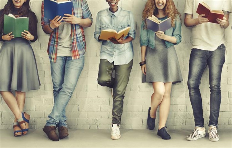 fetos-mathainoume-tin-texni-tis-grafis-kai-tou-bibliou-apo-to-metaixmio