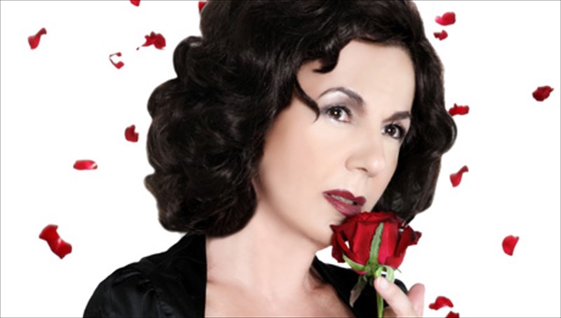 to-theatriko-portreto-tis-entith-piaf