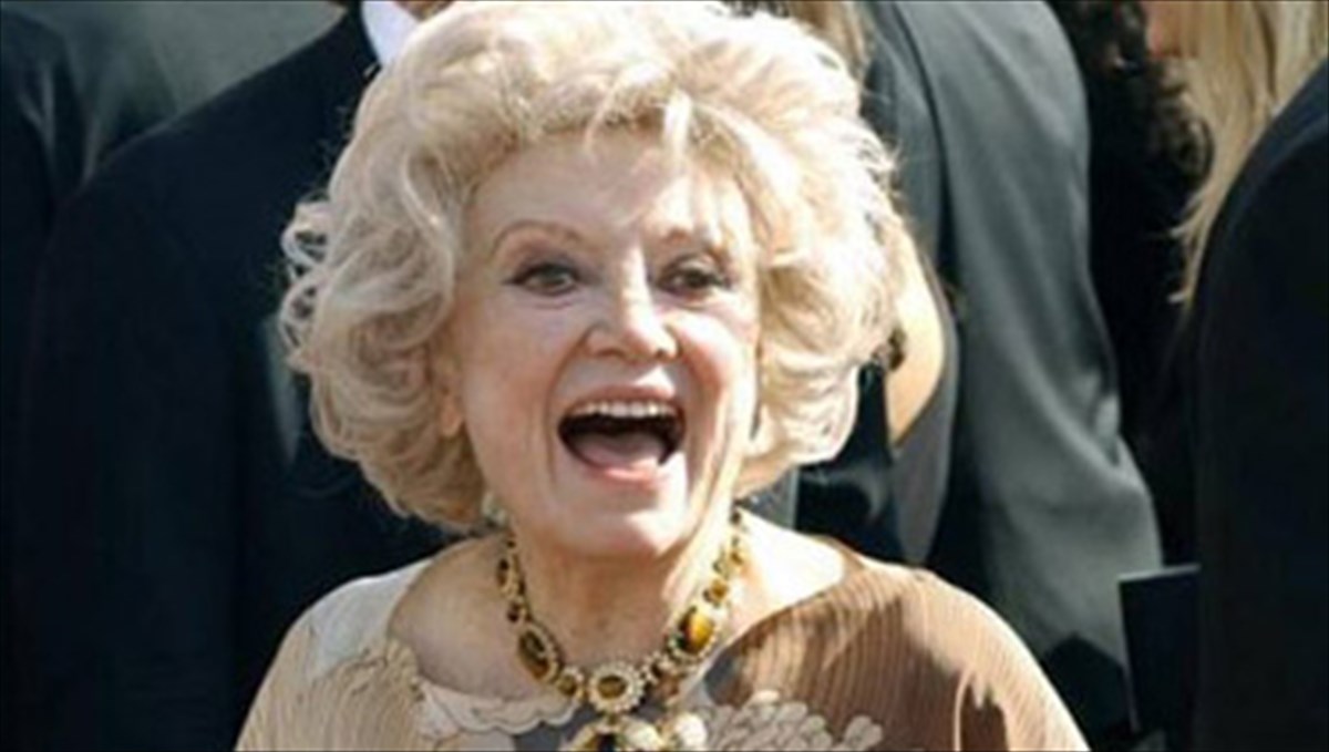 teleutaio-antio-sti-filis-ntiler